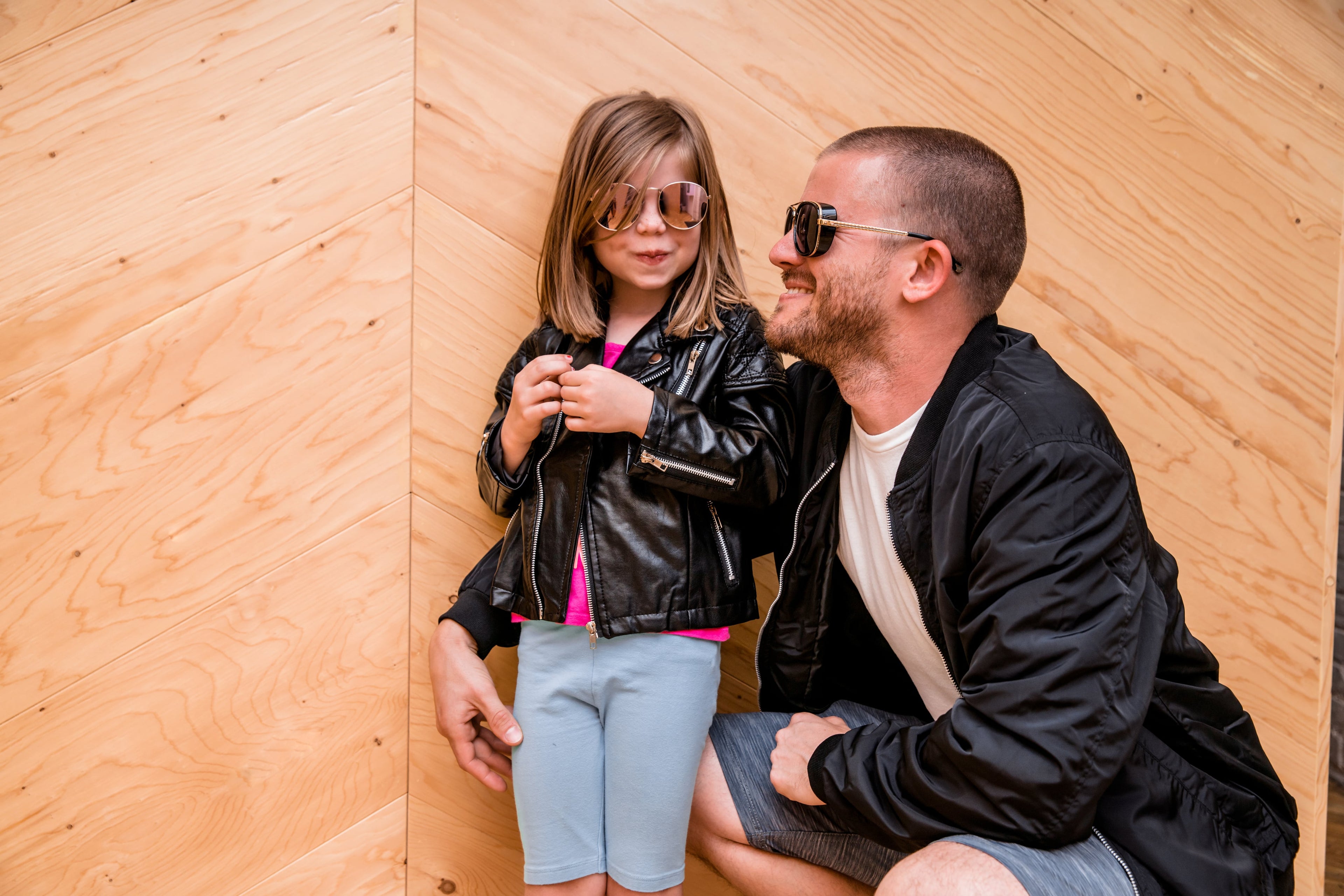 havaners male model with child both wearing sunglasses